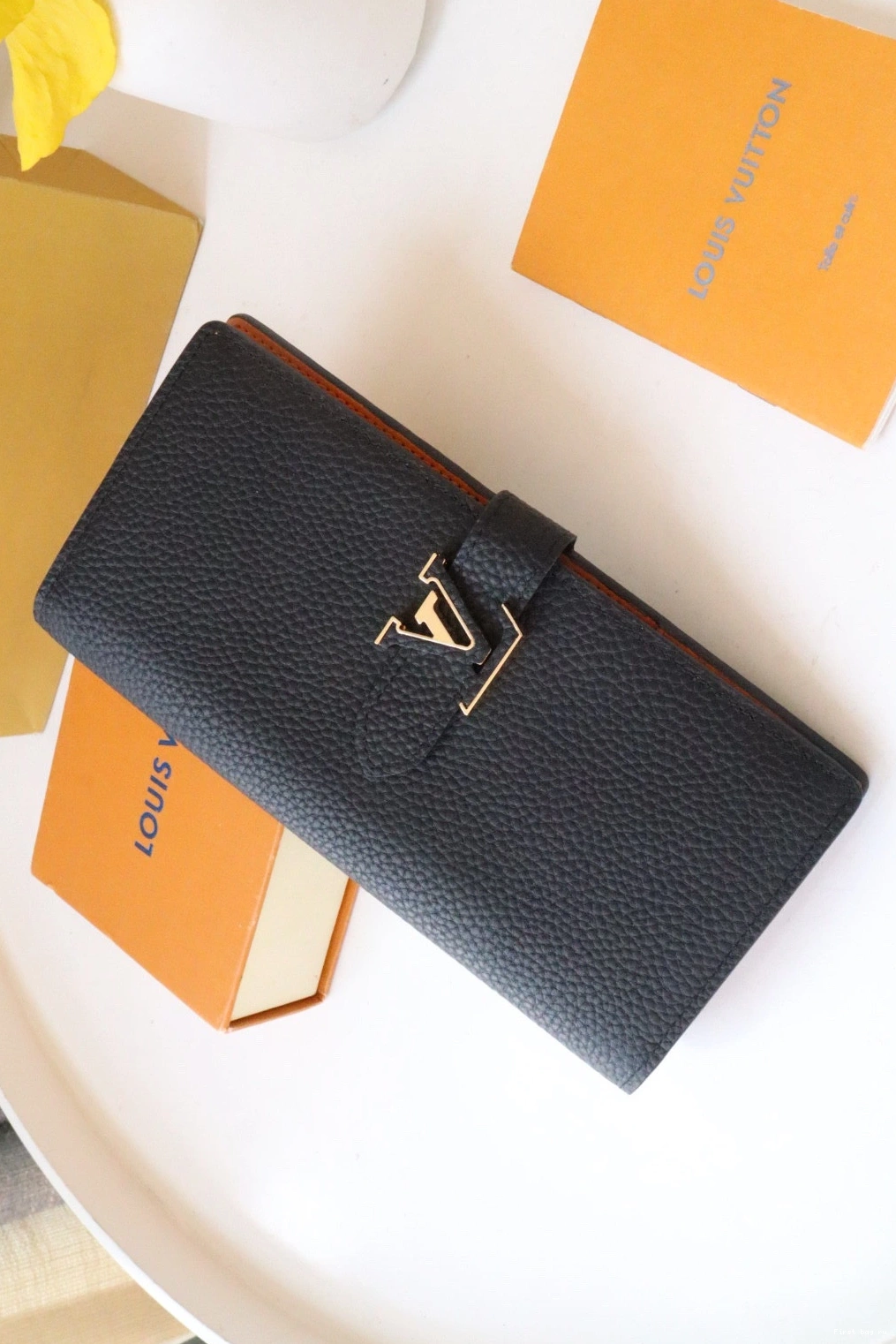 First bag ru VUITTON VERTICAL LOUIS WALLET 0729